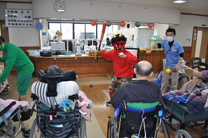 鬼は外！福は内！