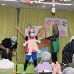 桃太郎の演劇を行いました。