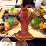 豪華な伊勢海老料理