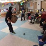 玉入れを楽しんでいただきました。