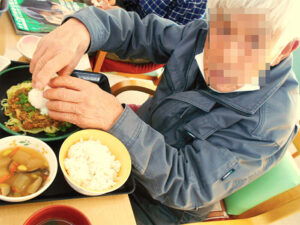 食事レク-きのこのジャージャー麺